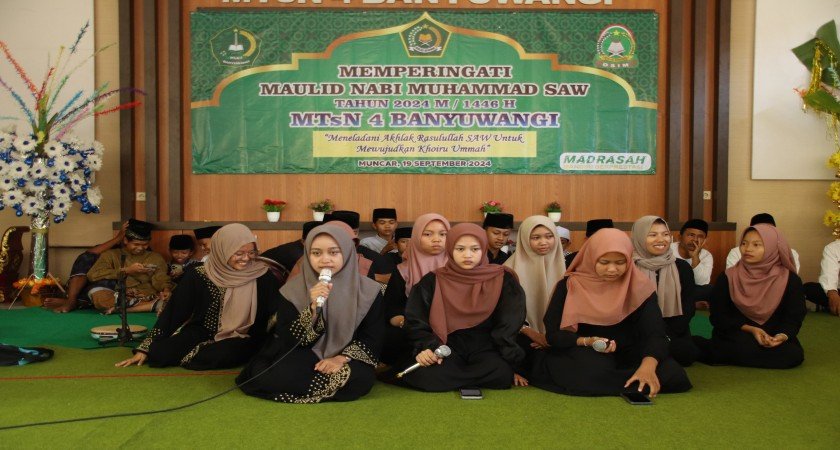 MTsN 4 Banyuwangi Semarak Peringatan Maulid Nabi Muhammad SAW