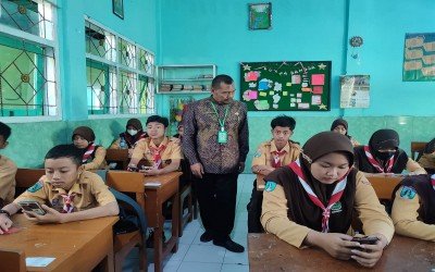 MTsN 4 Banyuwangi Laksanakan Penilaian Akhir Semester Ganjil Dengan Berbasis CBT